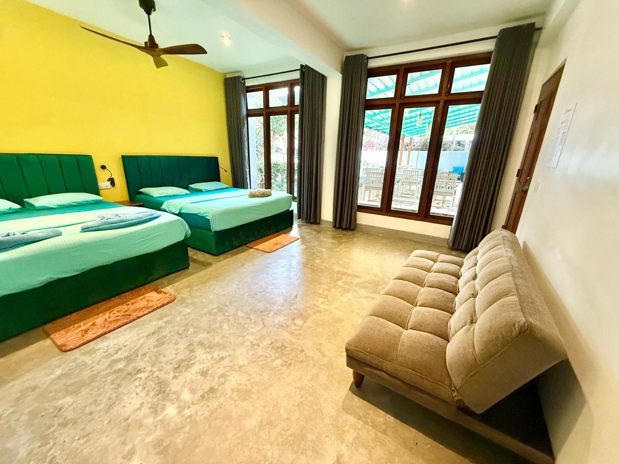 Ella Inn Hotel Отель типа 