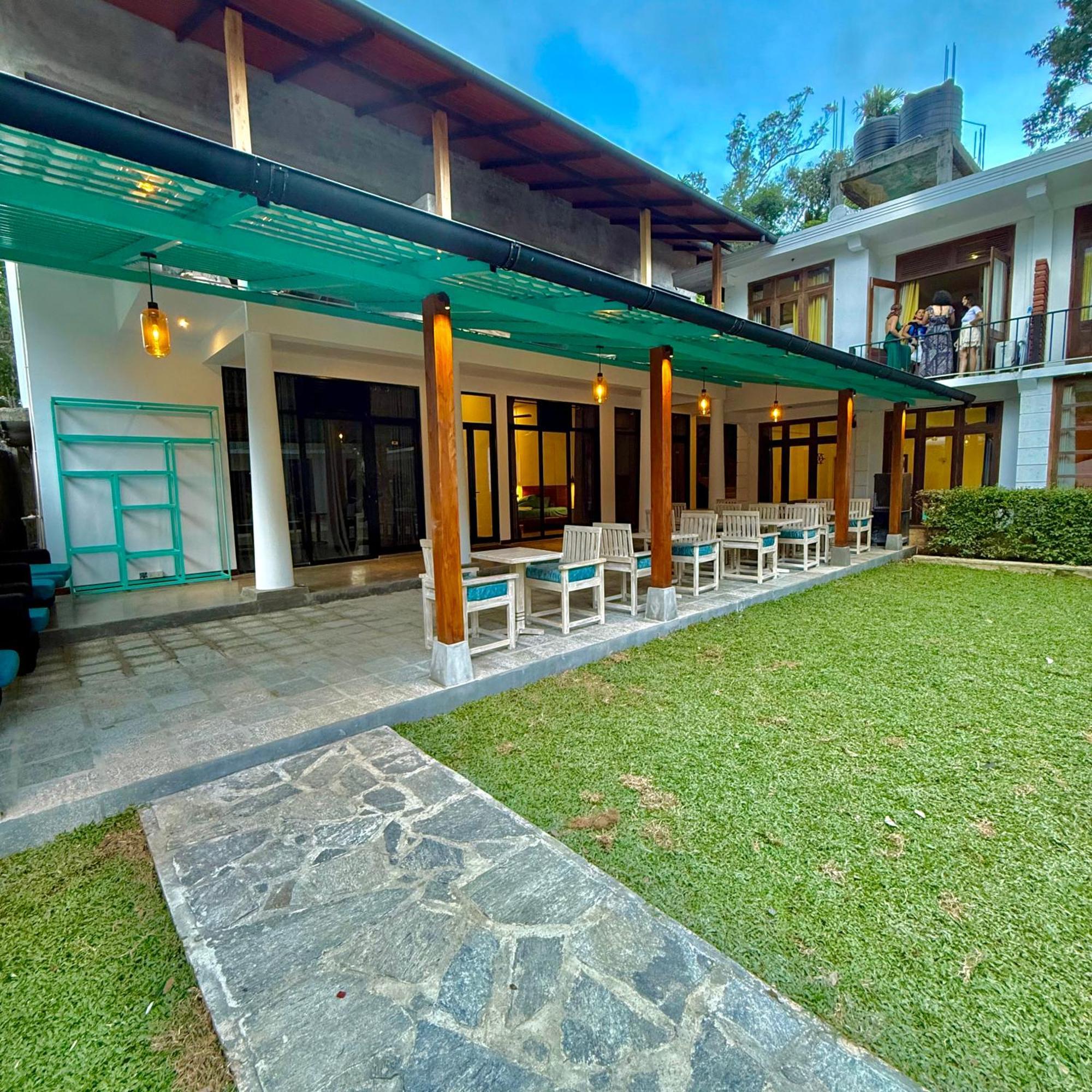 Ella Inn Hotel बिस्तर और नाश्ता Ella